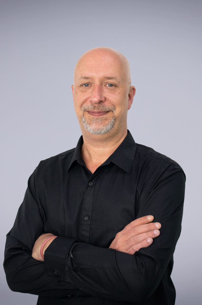 https://barringtons.com.au/wp-content/uploads/2025/10/Dave-Final-850x1280.jpg
